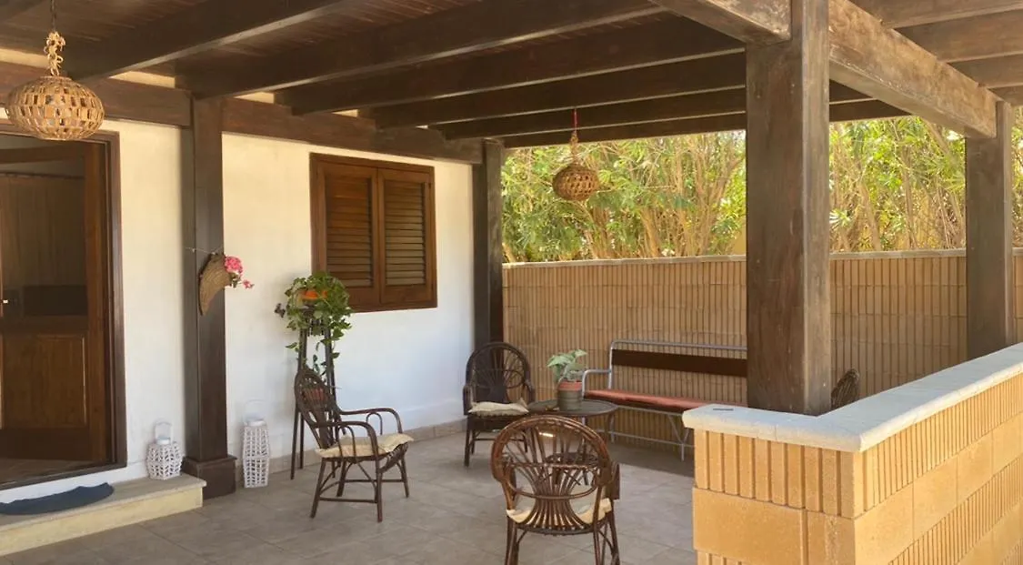 Casa Al Mare Villa Marsala 0*,
